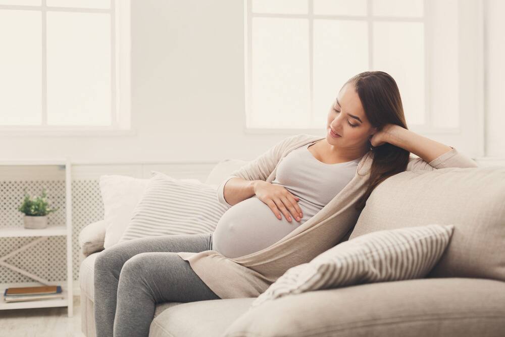 Explore Surrogate Mothers FAQs with our Expert Surrogacy and Egg Donor Agency